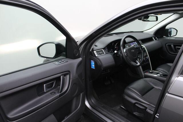 Land Rover DISCOVERY SPORT 2.0 TD4 Urban Series Pure 2018 | Goed Onderhouden | Trekhaak | Airco | Cruise Control | Parkeersensoren | Stuurwiel Bediening | Boekjes | Nationale Autopas