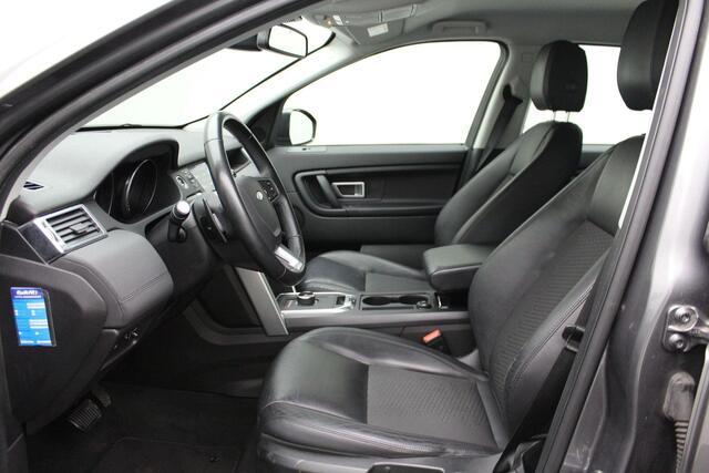 Land Rover DISCOVERY SPORT 2.0 TD4 Urban Series Pure 2018 | Goed Onderhouden | Trekhaak | Airco | Cruise Control | Parkeersensoren | Stuurwiel Bediening | Boekjes | Nationale Autopas