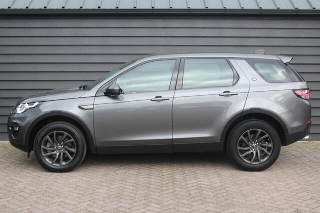 Land Rover DISCOVERY SPORT 2.0 eD4 E-Capability Urban Series SE - LEDER - NAVIGATIE - MERIDIAN -