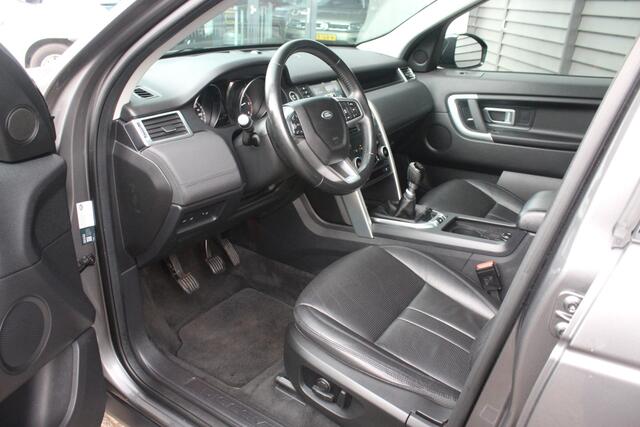 Land Rover DISCOVERY SPORT 2.0 eD4 E-Capability Urban Series SE - LEDER - NAVIGATIE - MERIDIAN -