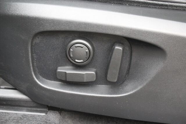 Land Rover DISCOVERY SPORT 2.0 eD4 E-Capability Urban Series SE - LEDER - NAVIGATIE - MERIDIAN -