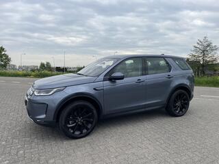 land-rover-discovery-sport-p300e-1.