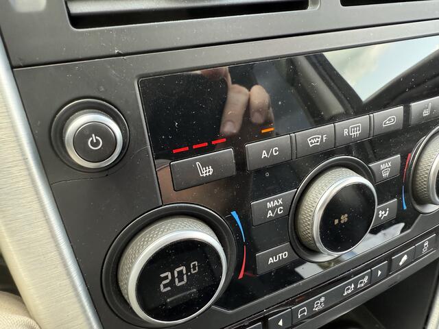 Land Rover DISCOVERY SPORT 2.0 TD4 HSE Luxury 7p.