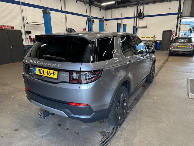 Land Rover DISCOVERY SPORT P300e 1.5 R-Dynamic SE word verwacht! Trekhaak, Dodehoek, stuur en stoelverwarming