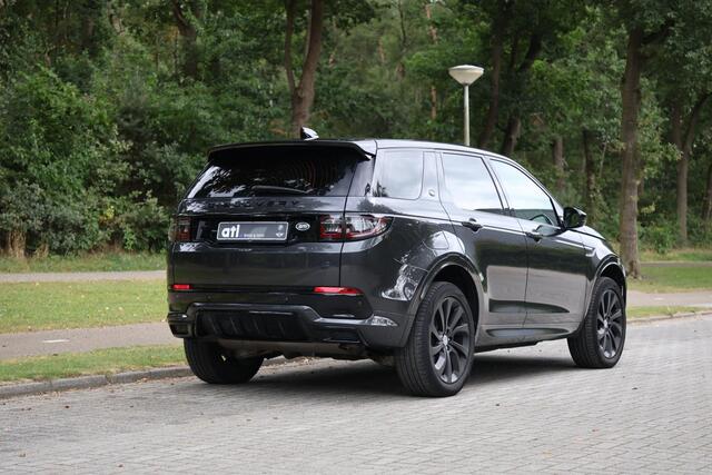 Land Rover DISCOVERY SPORT P300e 1.5 R-Dynamic HSE Panoramadak, Memorystoelen, Elektrische trekhaak, Less Drive Pack, Apple Car Play, Android Auto, Achteruitrijcamera, Dodehoekassistent, Luxe audiosysteem Meridian, ACC + Stop/go, Draadloos laden, etc.
