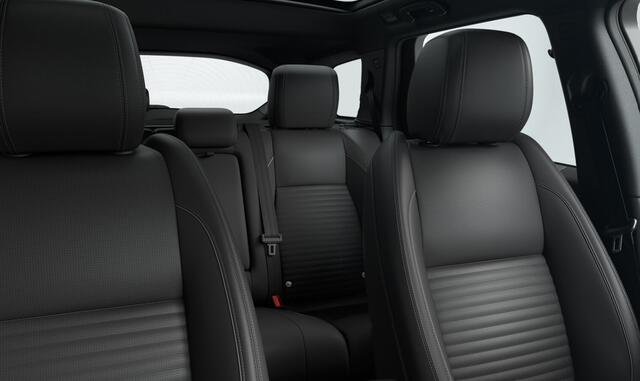 Land Rover DISCOVERY SPORT 1.5 P270e PHEV Dynamic Edition | Panorama Dak | Driver Assist Pack | Cold Climate Pack |