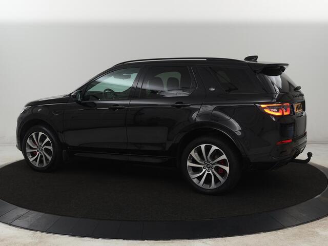 Land Rover DISCOVERY SPORT P300e 1.5 R-Dynamic SE | Panoramadak | Head-Up | Leder | Trekhaak | Matrix LED | Stoelverwarming | Keyless | Park Assist | Carplay | Navigatie | Memory | PHEV | Plug In