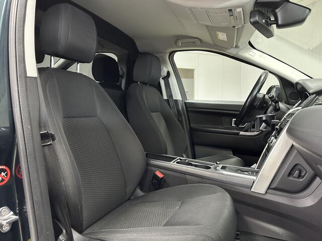 Land Rover DISCOVERY SPORT 2.0 TD4 SE Grijs Kenteken!/ Automaat!/ Trekhaak/ Lane-Assist./ Navi/ Clima/ Cruise/ Elek. pakket/ Bluetooth/ Multi. LEDER. Stuur/ 17'' LMV/ Extra getint glas/ PDC.