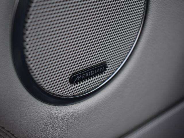 Land Rover RANGE ROVER 5.0 V8 AUTOBIOGRAPHY | LED | MERIDIAN SURROUND | 360 CAMERA | MEMORY SEATS | TREKHAAK | KEYLESS ENTREE | COMFORT SEATS | STOEL VENTILATIE
