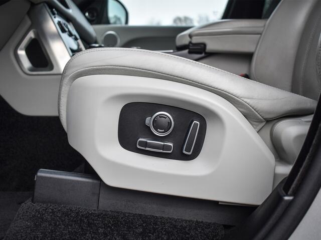 Land Rover RANGE ROVER 5.0 V8 AUTOBIOGRAPHY | LED | MERIDIAN SURROUND | 360 CAMERA | MEMORY SEATS | TREKHAAK | KEYLESS ENTREE | COMFORT SEATS | STOEL VENTILATIE