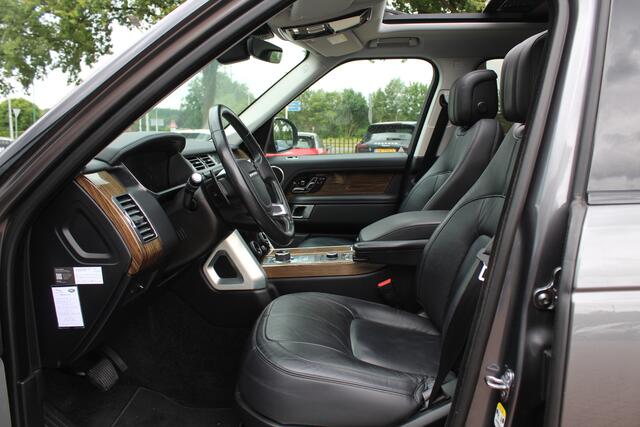 Land Rover RANGE ROVER 3.0 TDV6 Autobiography / Trekhaak / Panoramadak / Camera / Luchtvering / 21'' / Meridian / Stoelverwarming / Stuurverwarming / DAB / Cruise Control