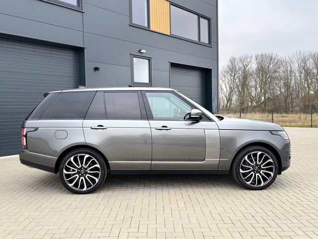 Land Rover RANGE ROVER 2.0 P400e Vogue 22 Inch LM Velgen / Panoramadak / Dealer onderhouden