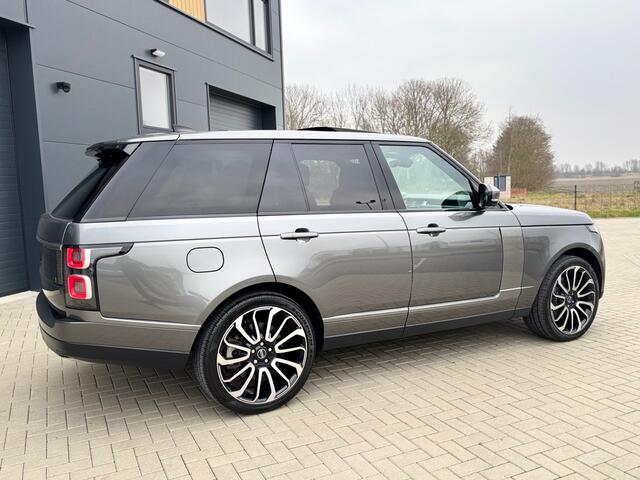 Land Rover RANGE ROVER 2.0 P400e Vogue 22 Inch LM Velgen / Panoramadak / Dealer onderhouden