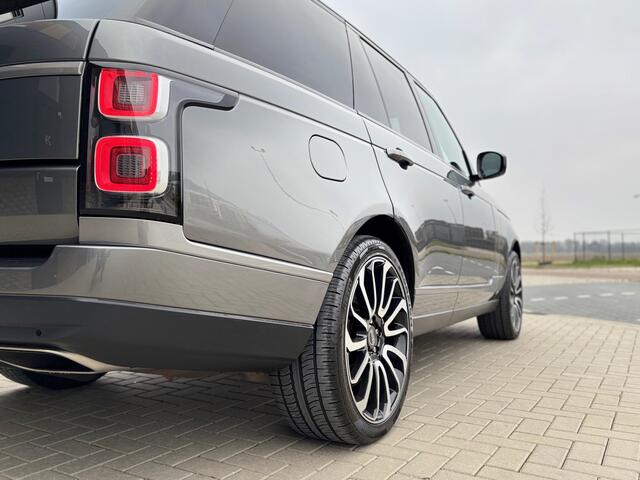Land Rover RANGE ROVER 2.0 P400e Vogue 22 Inch LM Velgen / Panoramadak / Dealer onderhouden