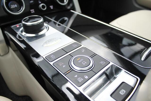 Land Rover RANGE ROVER 4.4 SDV8 340pk Autobiography 1E EIG. / PANODAK / LUCHTVERING / 22'' / ADAPT. CRUISE / DRIVE PRO PACK / NAVI / 4-ZONE CLIMA / MERIDIAN / DAB+ / STOELVERW. / MASSAGE