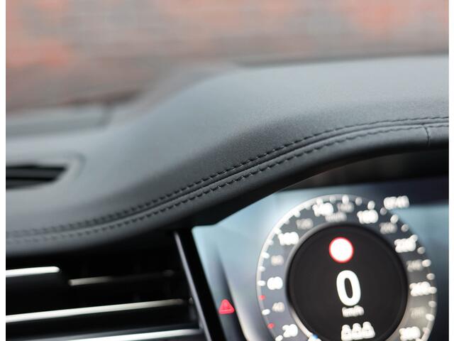 Land Rover RANGE ROVER P460e HSE *Pano*HUD*360camera*Meridian*