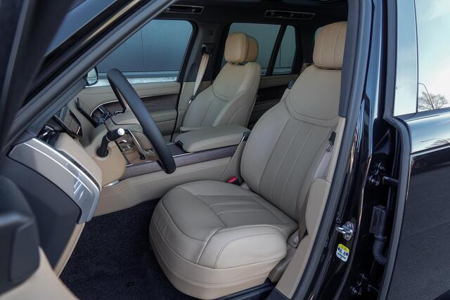 Land Rover RANGE ROVER 3.0 P460e HSE PHEV *Meridian / Panorama / Surround-View / HUD / Stoelventilatie / Soft-Close*