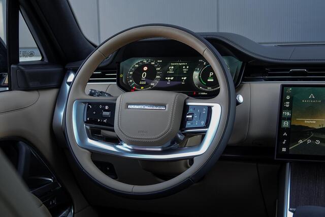 Land Rover RANGE ROVER 3.0 P460e HSE PHEV *Meridian / Panorama / Surround-View / HUD / Stoelventilatie / Soft-Close*