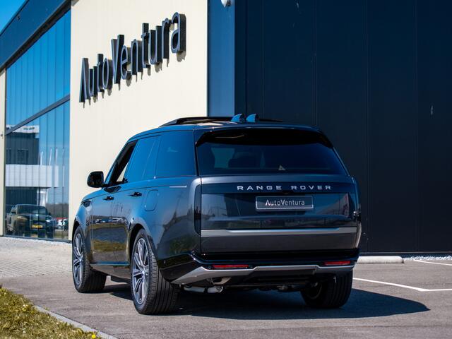 Land Rover RANGE ROVER P460e HSE NIEUW | Black pack | Trekhaak | Panoramadak | 22'' Inch