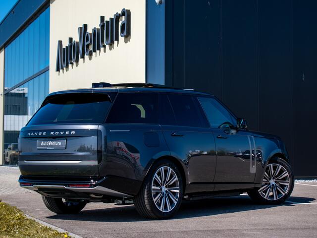 Land Rover RANGE ROVER P460e HSE NIEUW | Black pack | Trekhaak | Panoramadak | 22'' Inch