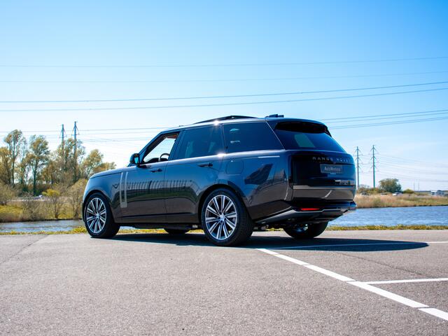 Land Rover RANGE ROVER P460e HSE NIEUW | Black pack | Trekhaak | Panoramadak | 22'' Inch
