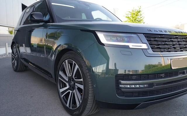 Land Rover RANGE ROVER 3.0 P550e HSE PHEV | Panoramadak | head-up | Meridian | Luchtvering |