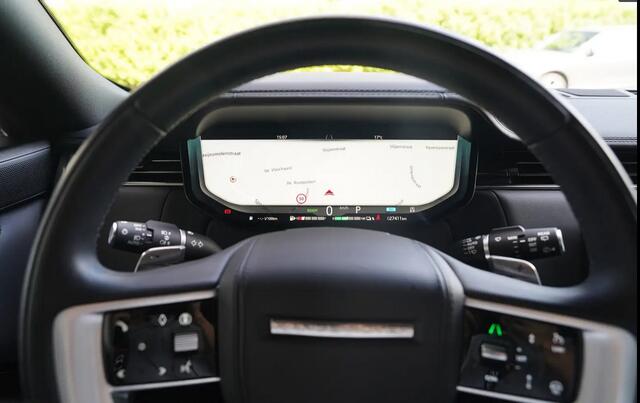 Land Rover RANGE ROVER 3.0 P550e HSE PHEV | Panoramadak | head-up | Meridian | Luchtvering |