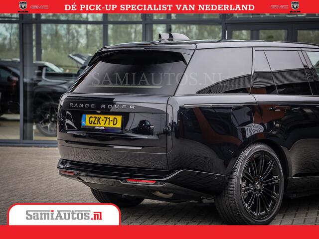 Land Rover RANGE ROVER P550e | NIGHT | GARANTIE TOT 14-03-2029 | HEAD-UP | ACHTERAS BESTURING | SOFT CLOSE | PHEV | 23 INCH VELGEN | PANORAMADAK | STUURVERWARMING | STOEL KOELING | Fabrieksgarantie tot 14-03-2029 - Geniet van gemoedsrust met uitgebreide dekking tot deze datum. 