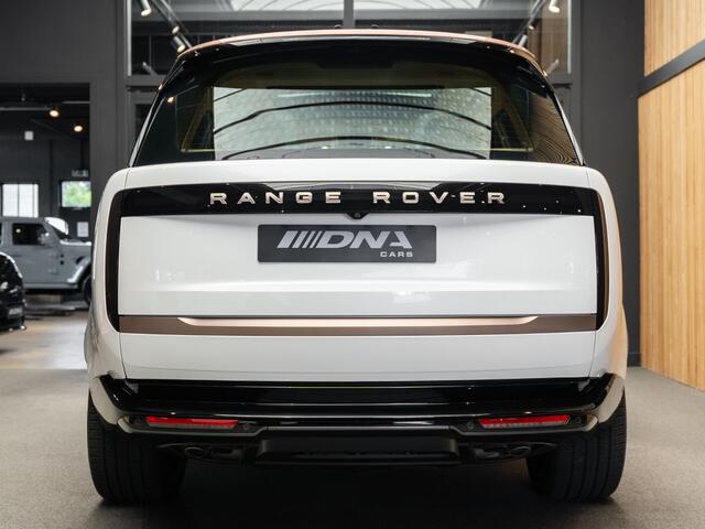 Land Rover RANGE ROVER P615 LWB SV Captain Seats Entertainment System 4.4 P615 LWB SV Koelbox Luxury Leather Upgrade