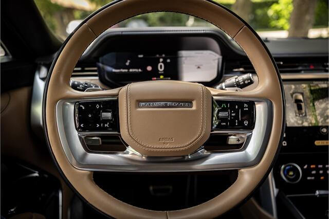 Land Rover RANGE ROVER 4.4 P530 Autobiography Koelbox 23" Trekhaak Massage