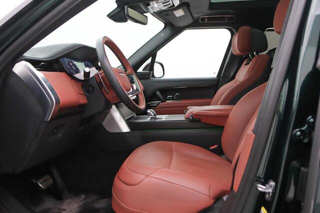 Land Rover RANGE ROVER 4.4 P615 SV | Rear Seat Entertaiment | British Racing Green | Bi-Color Interior | 23 Inch | Meridian Signature | NL-Auto