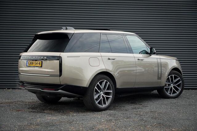 Land Rover RANGE ROVER 3.0 P460e HSE PHEV / Batumi Gold / Towing Pack / Pano / NL Auto / 4Wiel sturing