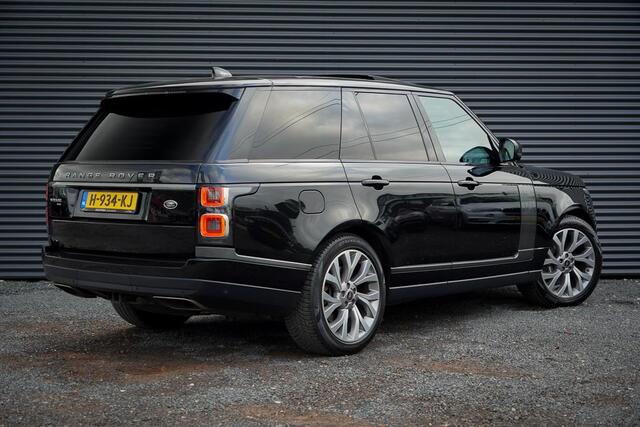 Land Rover RANGE ROVER 2.0 P400e Vogue / Pano / Trekhaak / Meridian / Stoelventilatie