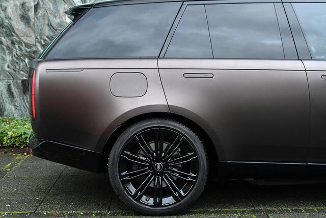 Land Rover RANGE ROVER P550e SV Tourmaline mat brown|23inch||Trekhaak|