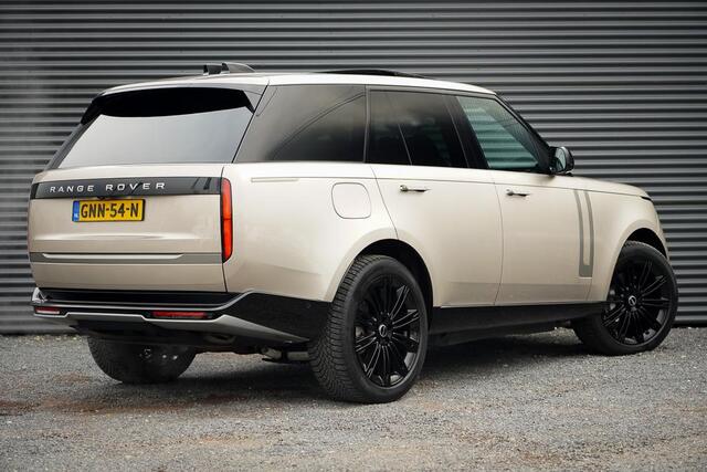 Land Rover RANGE ROVER 3.0 P460e HSE PHEV / Batumi Gold / Towing Pack / Pano / NL Auto / 4Wiel sturing