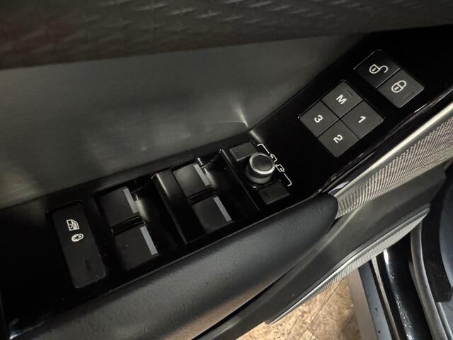 Land Rover RANGE ROVER 2.0 P300 Turbo AWD R-Dynamic HSE / PANORAMA / LEDER / CAMERA /