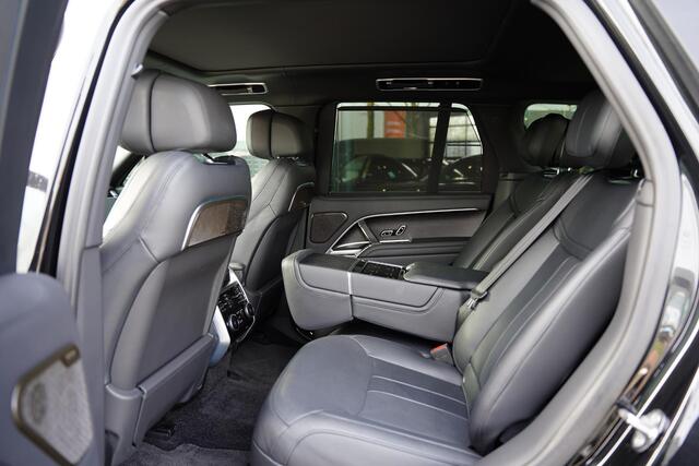 Land Rover RANGE ROVER D350 Autobiography 23 Inch / Elekt. Trekhaak / Massage