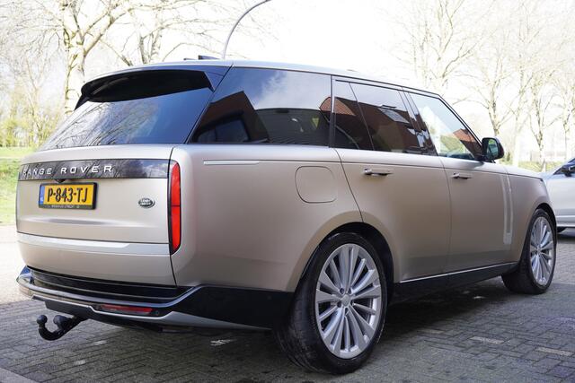Land Rover RANGE ROVER 4.4 P530 First Edition MHEV / Satin Gold / Pano / Trekhaak / Executive Seating / Full option /