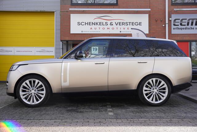 Land Rover RANGE ROVER 4.4 P530 First Edition MHEV / Satin Gold / Pano / Trekhaak / Executive Seating / Full option /