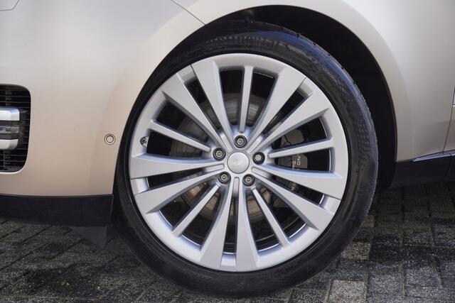 Land Rover RANGE ROVER 4.4 P530 First Edition MHEV / Satin Gold / Pano / Trekhaak / Executive Seating / Full option /