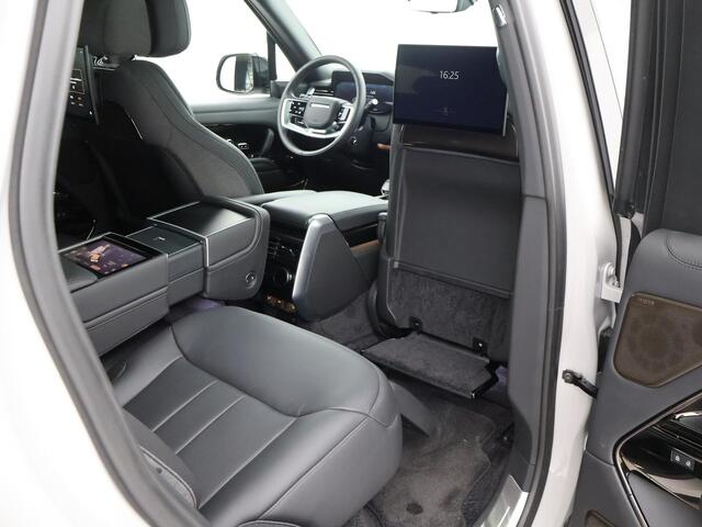 Land Rover RANGE ROVER SV 3.0 P550e PHEV SV - ORIG. NL BORASCO GREY + REAR ENTERTAINMENT | SV INTREPID EXTERIEUR | TREKHAAK
