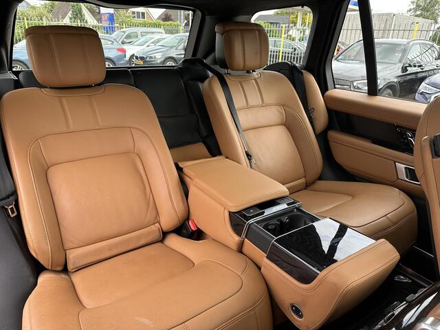Land Rover RANGE ROVER P400e Autobiography 404 PK | Nieuw binnen, meer foto's volgen nog ! | Meridan audio | Panoramadak | Stoelmassage | Head-Up | Adaptive cruise | Lounge stoelen |