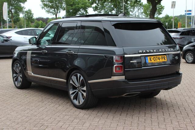 Land Rover RANGE ROVER P400e Fifty / Panoramadak / 360Camera / Head-up / Softclose / Meridian / Laser LED / Keyless / 21'' / Luchtvering / Stoelmassage / Stoelventilatie+Verwarming 4x / Stuurvewarming / Dodehoek / DAB / Cruise