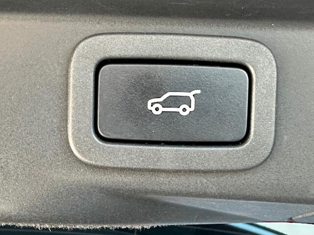 Land Rover RANGE ROVER 2.0 P400E AUTO. DYN. Automaat Camera Cruise Panorama Leer NAP-Autopas