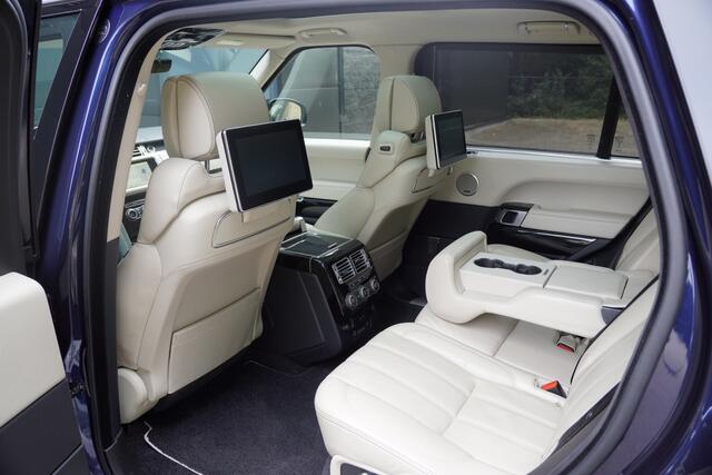 Land Rover RANGE ROVER 4.4 SDV8 Autobiography LWB / Dealer Service / Pano / Rear Media / Massage / Leather / Acc /