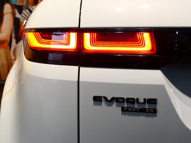 Land Rover RANGE ROVER EVOQUE 2.0 P250 AWD R-Dynamic SE - Elektrisch glazen panoramadak, dodehoek, 360 camera