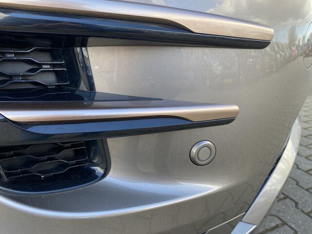 Land Rover RANGE ROVER EVOQUE 1.5 P300e AWD R-Dynamic HSE Panorama Dak, Massage Stoelen met geheugen & Lederen Bekleding