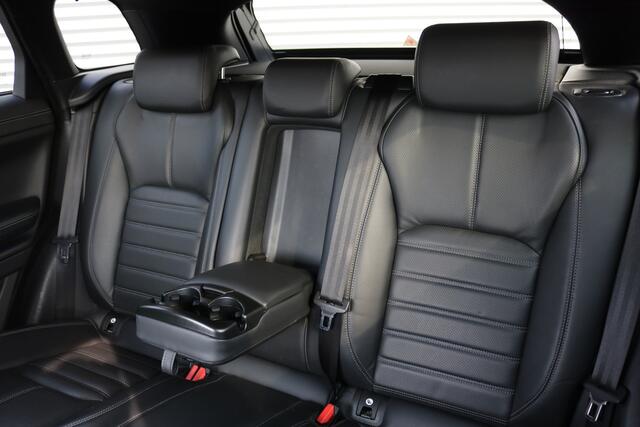 Land Rover RANGE ROVER EVOQUE 2.0 Si4 HSE Dynamic (Sportleder/Memory Navi/Camera Keyless Meridian BiXenon 20InchLMV PrivacyGlass Pdc V+A)