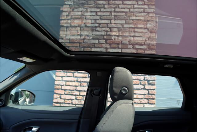 Land Rover RANGE ROVER EVOQUE 2.0 eD4 Urban Series Pure | Panoramadak | Rijstrookwaarschuwing | Camera | Park Distance Control | Cruise Control | Navigatiesysteem |