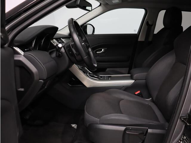 Land Rover RANGE ROVER EVOQUE 2.0 241PK AWD Pure / Camera / Navigatie / 18" / Extra getint Glas / Park Assist V+A /